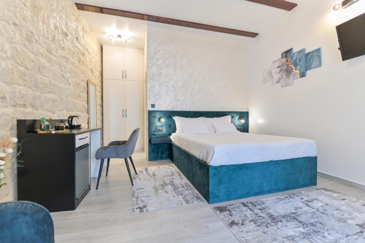 Luxury Rooms "Kaleta" Трогир Екстериор снимка