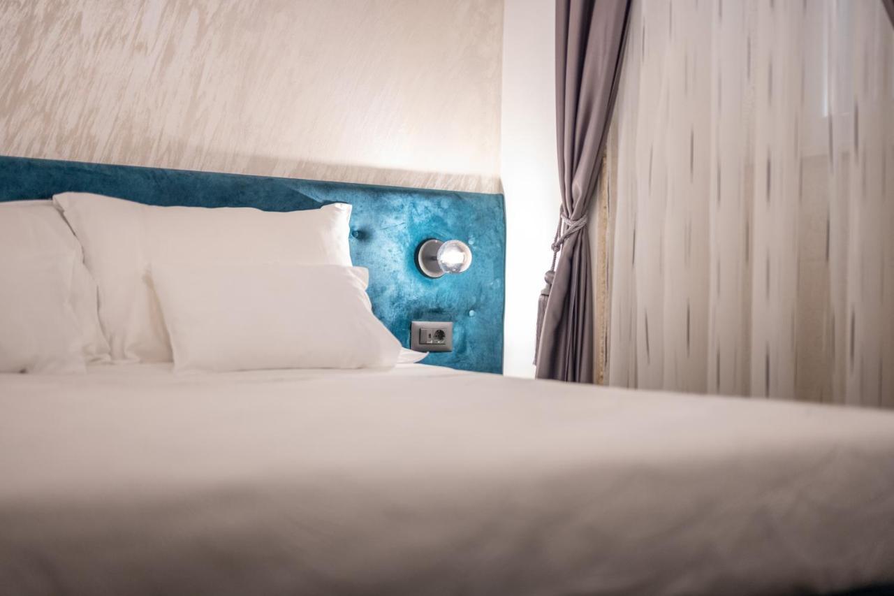 Luxury Rooms "Kaleta" Трогир Екстериор снимка