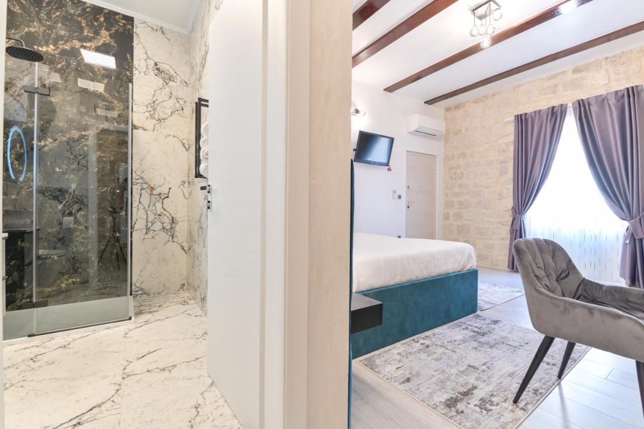 Luxury Rooms "Kaleta" Трогир Екстериор снимка